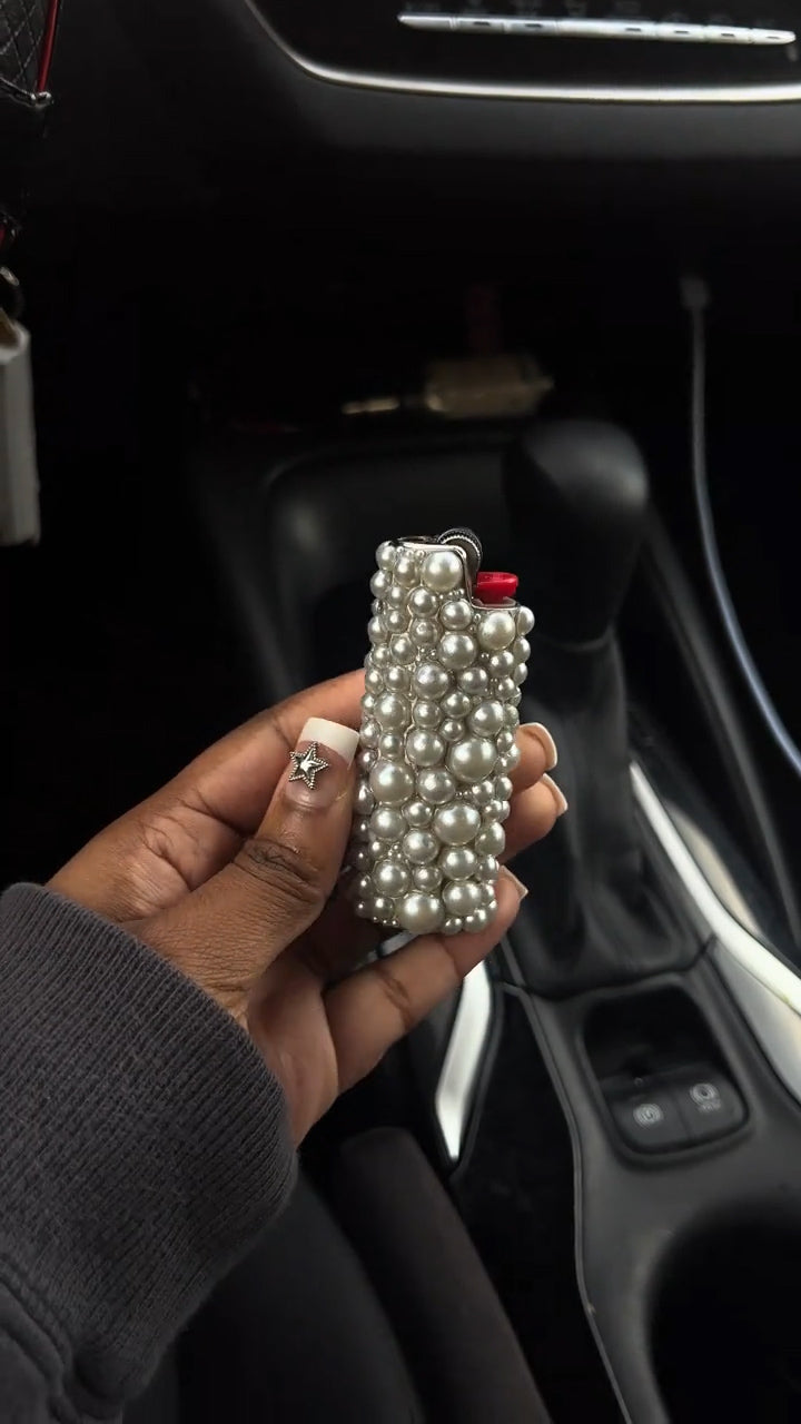 Refillable Pearl lighter