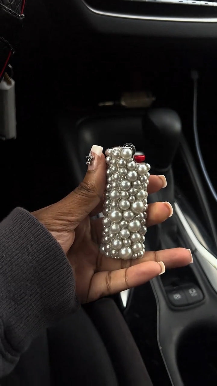 Refillable Pearl lighter