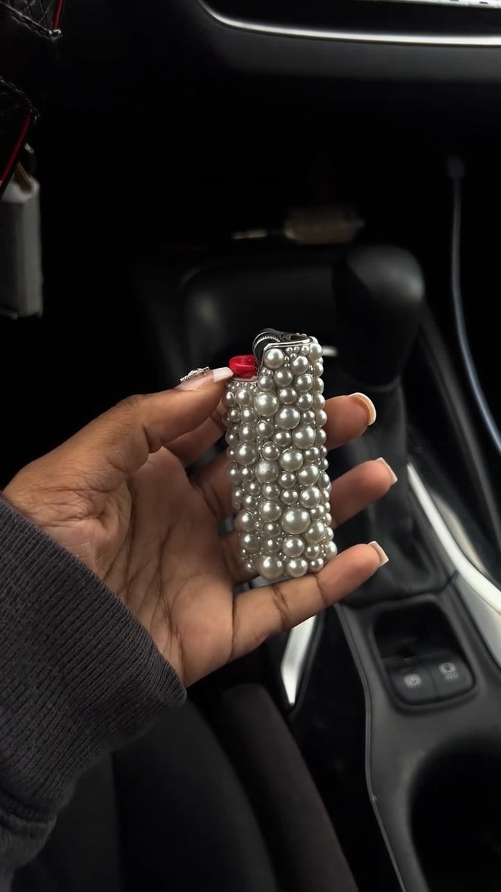 Refillable Pearl lighter