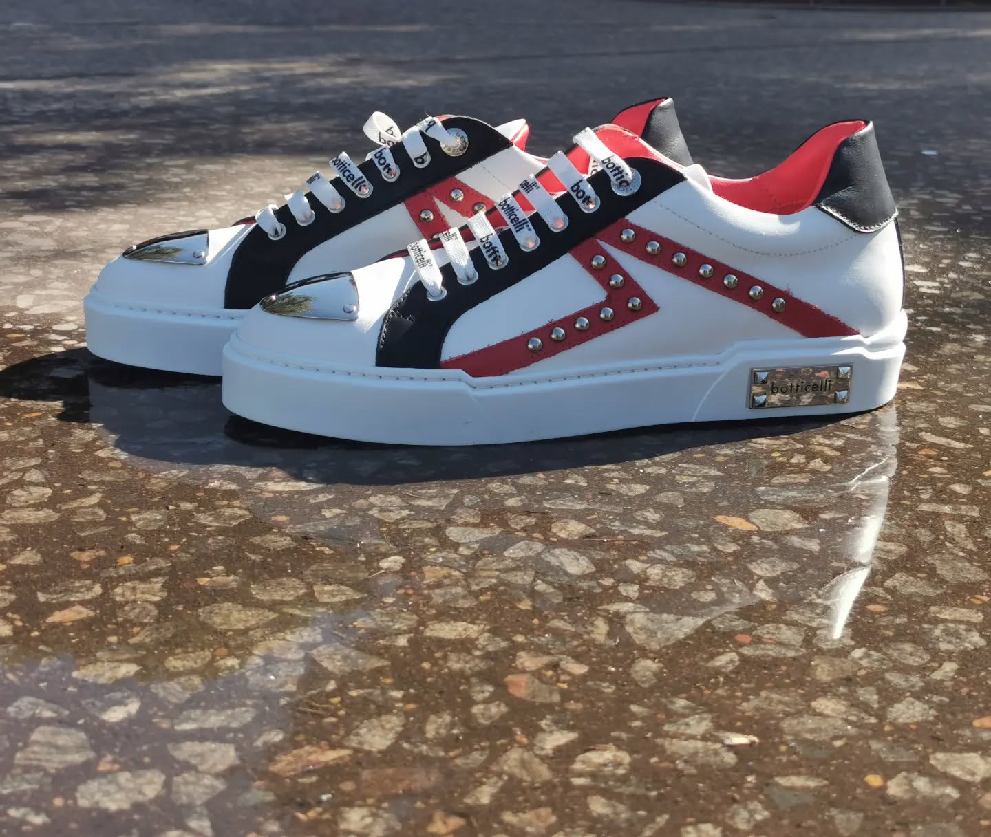 Leather Sneaker Limited Edition