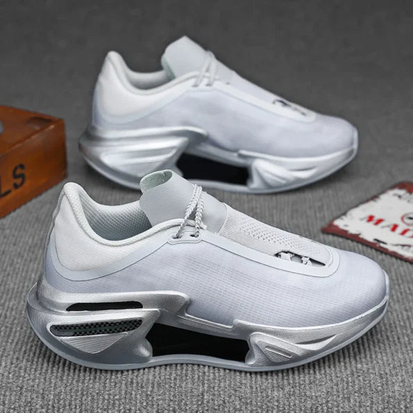 Double Carbon Plate sole technology futuristic running shoes