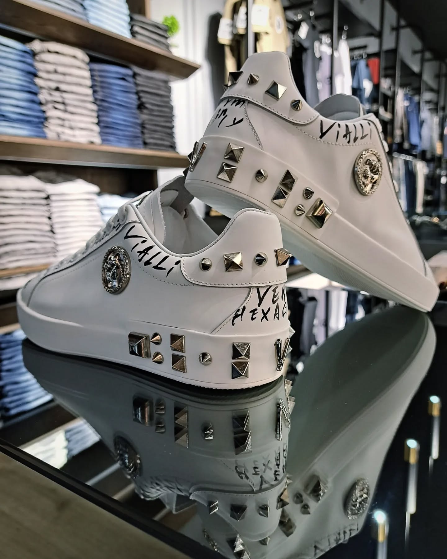 Leather White Sneaker
