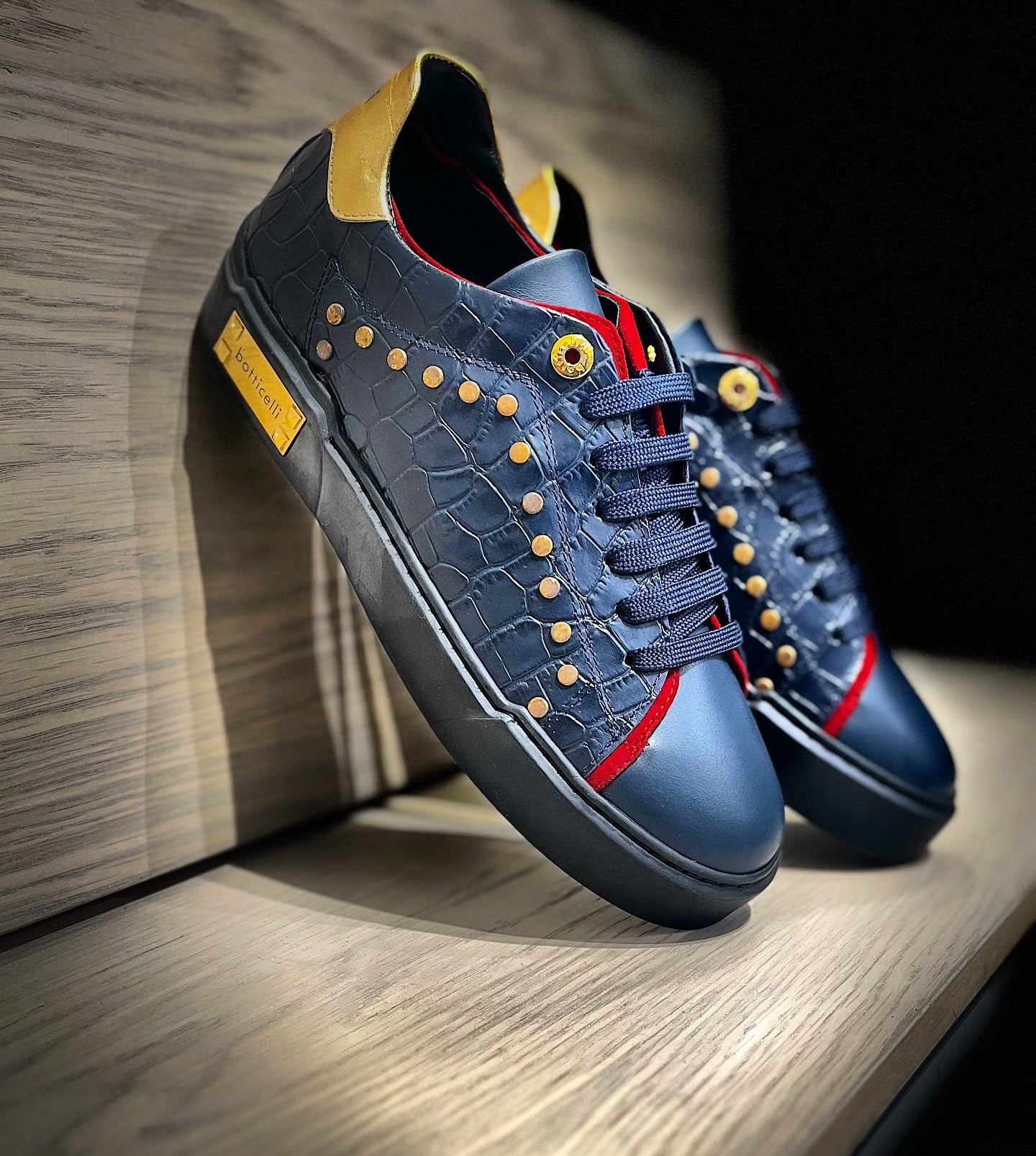 Leather Sneaker Limited Edition