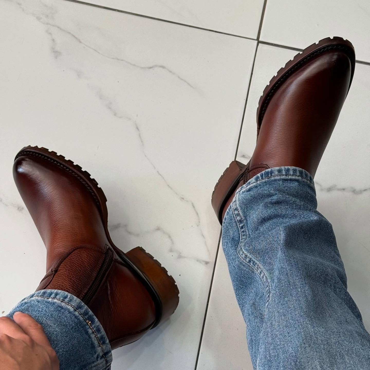 Botines vaqueros solo para jefes