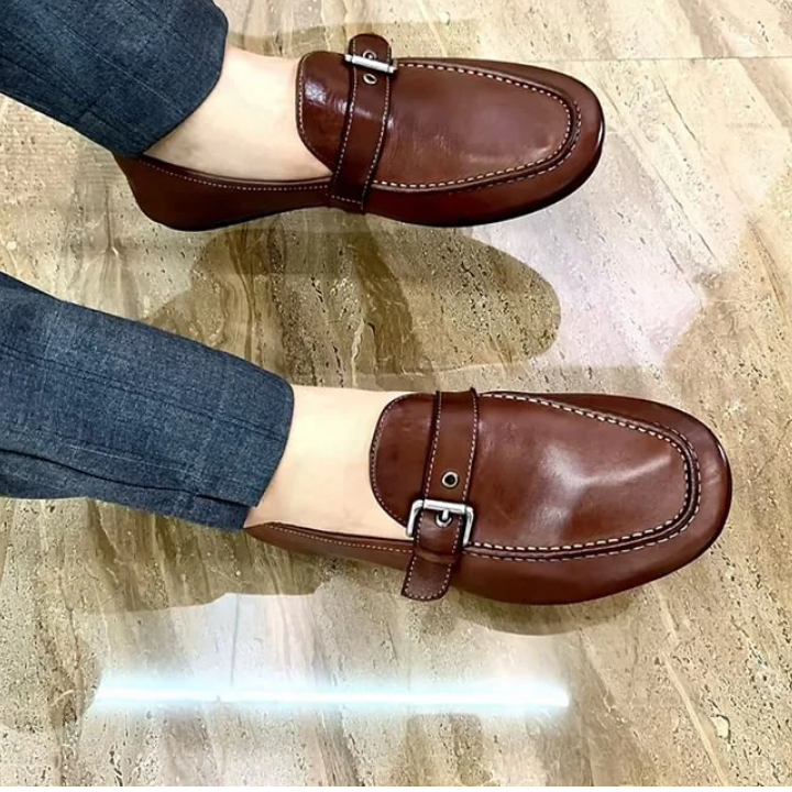 LOAFER BUCKLE SLIP ON