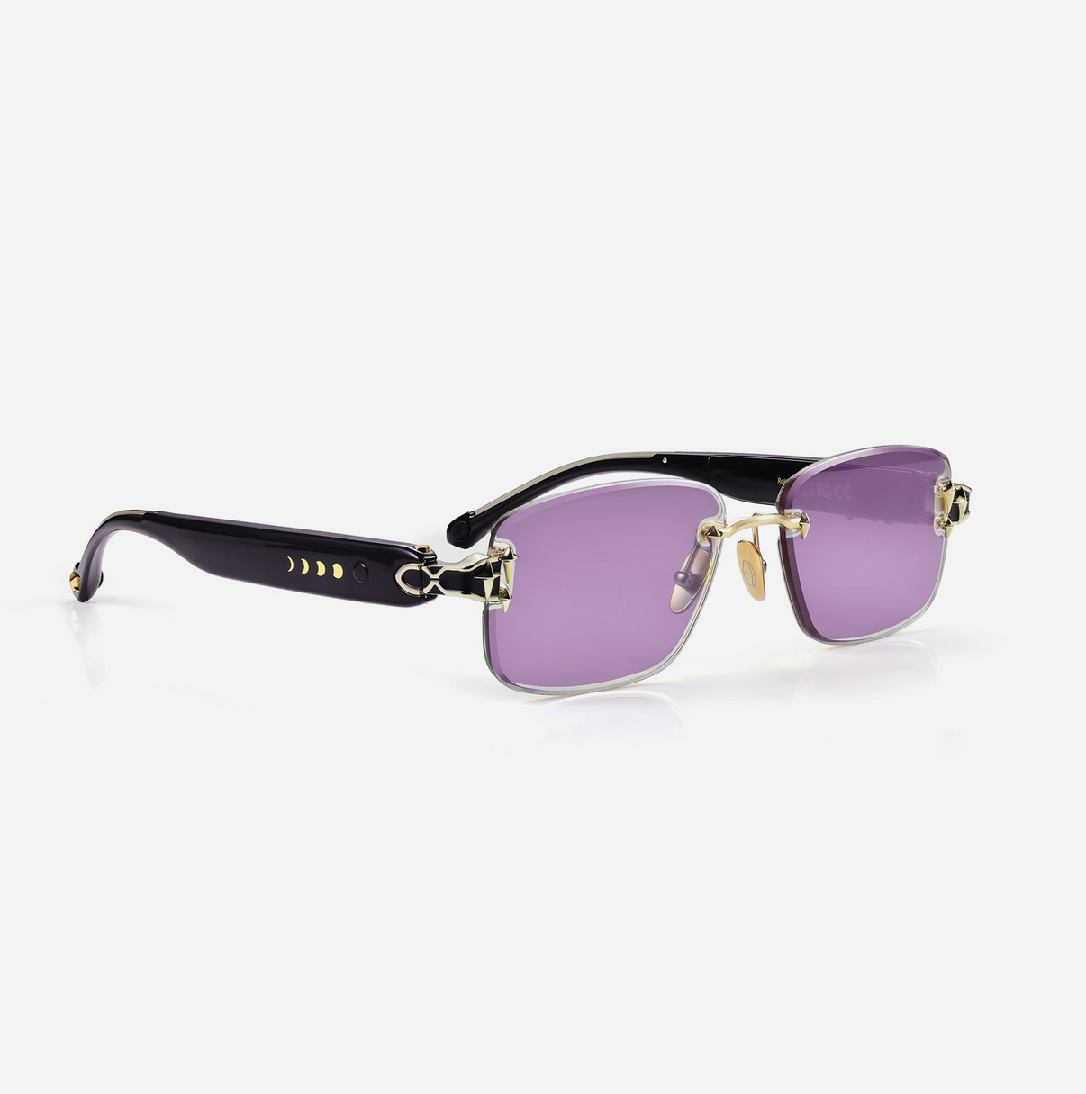 Smart Color-Changing Glasses