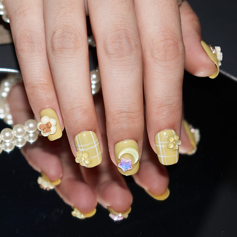 Avocado Green Sweetheart | Yellow Grid Floral Press-On Nails | Short Square Shape With 3D Flower And Star Accents