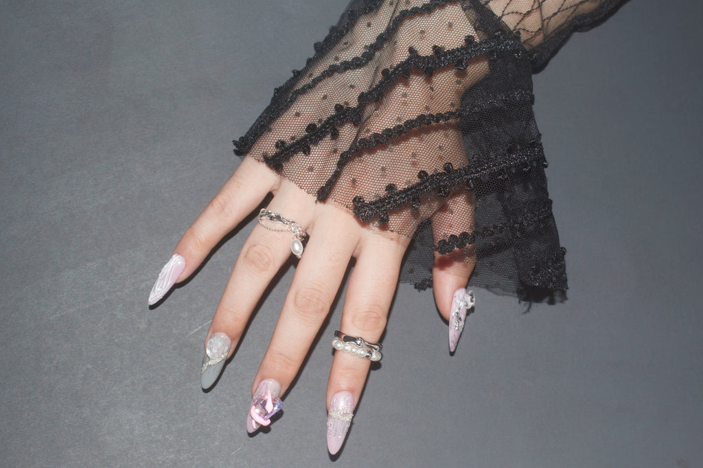 Rose Serpent Dream | New Noble Nails
