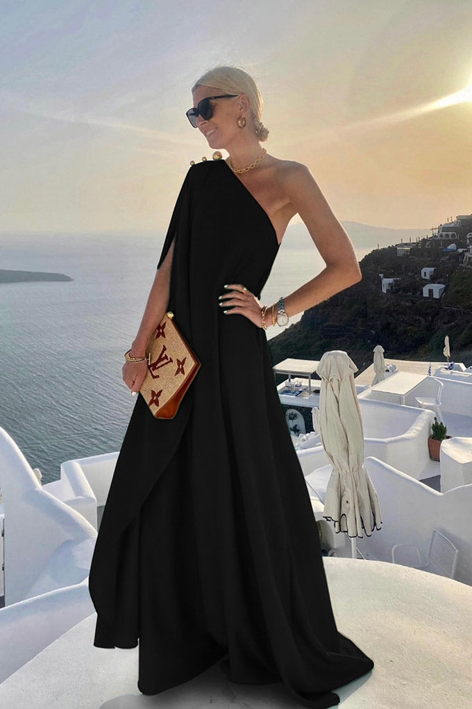 Long stunning gown with metallic details