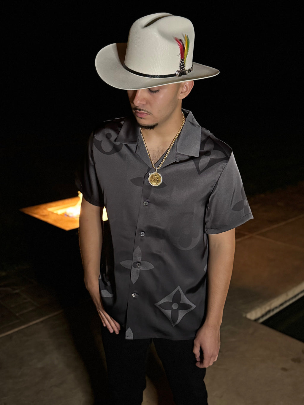 Hot silver printed short sleeve shirt