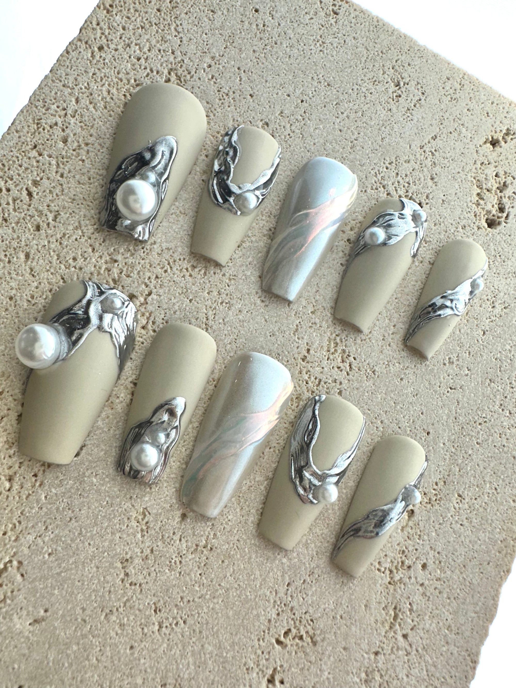 Pearl Marble Press On Nails