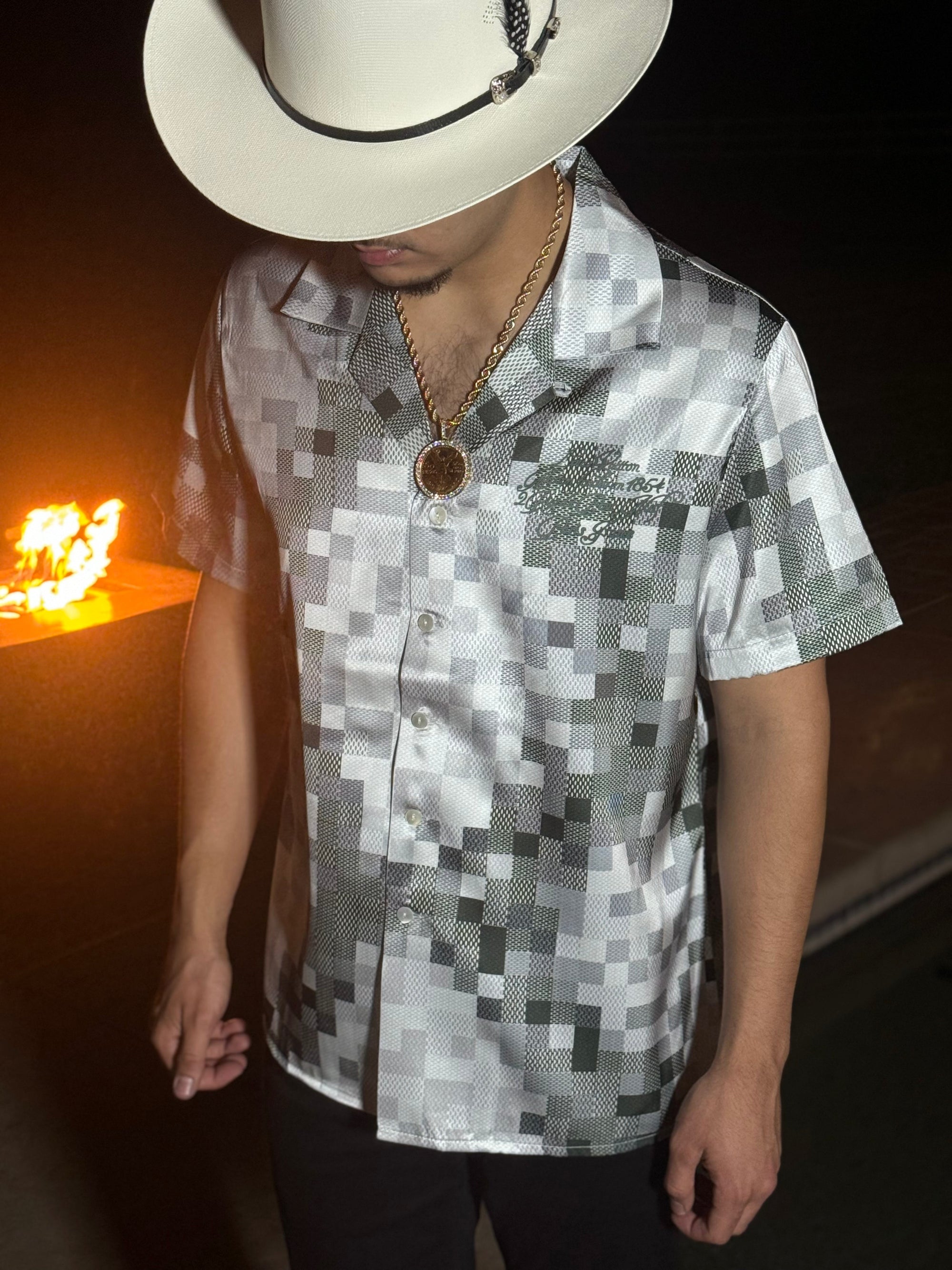Printed short sleeve shirt