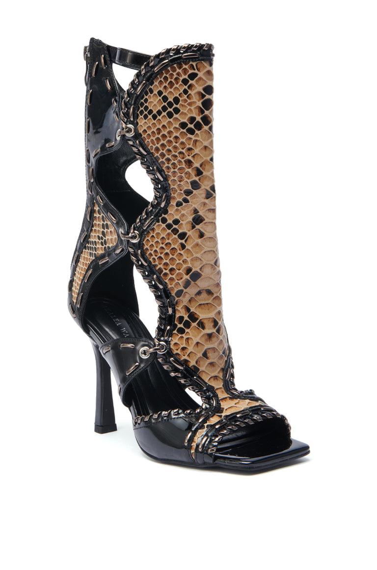 BLACK GLADIATOR SANDAL