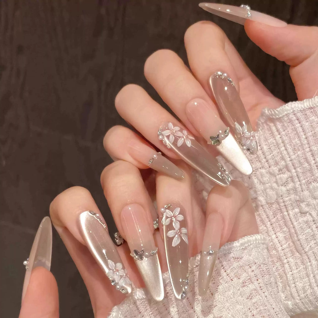 Mutated Cat Eye Long Nude Manicure