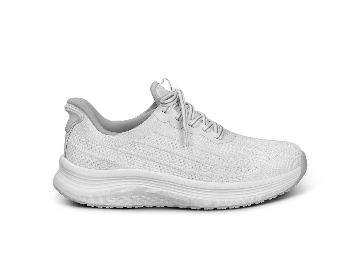 Hand free shoes