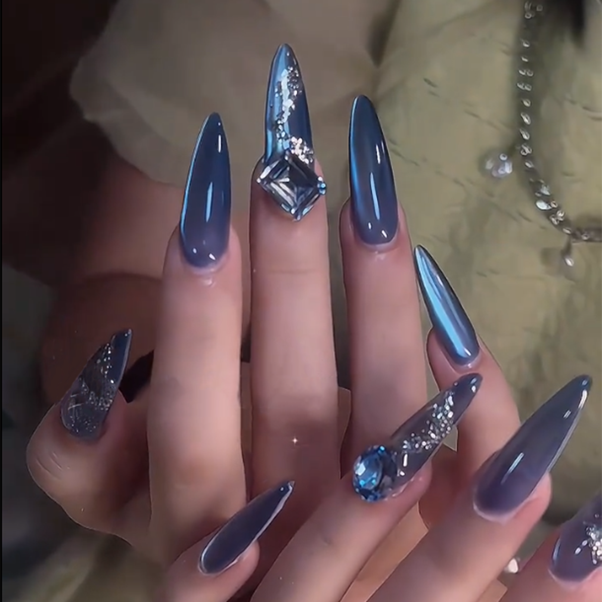 Blue Moonlight｜Oval Blue Nail｜Press On Nails