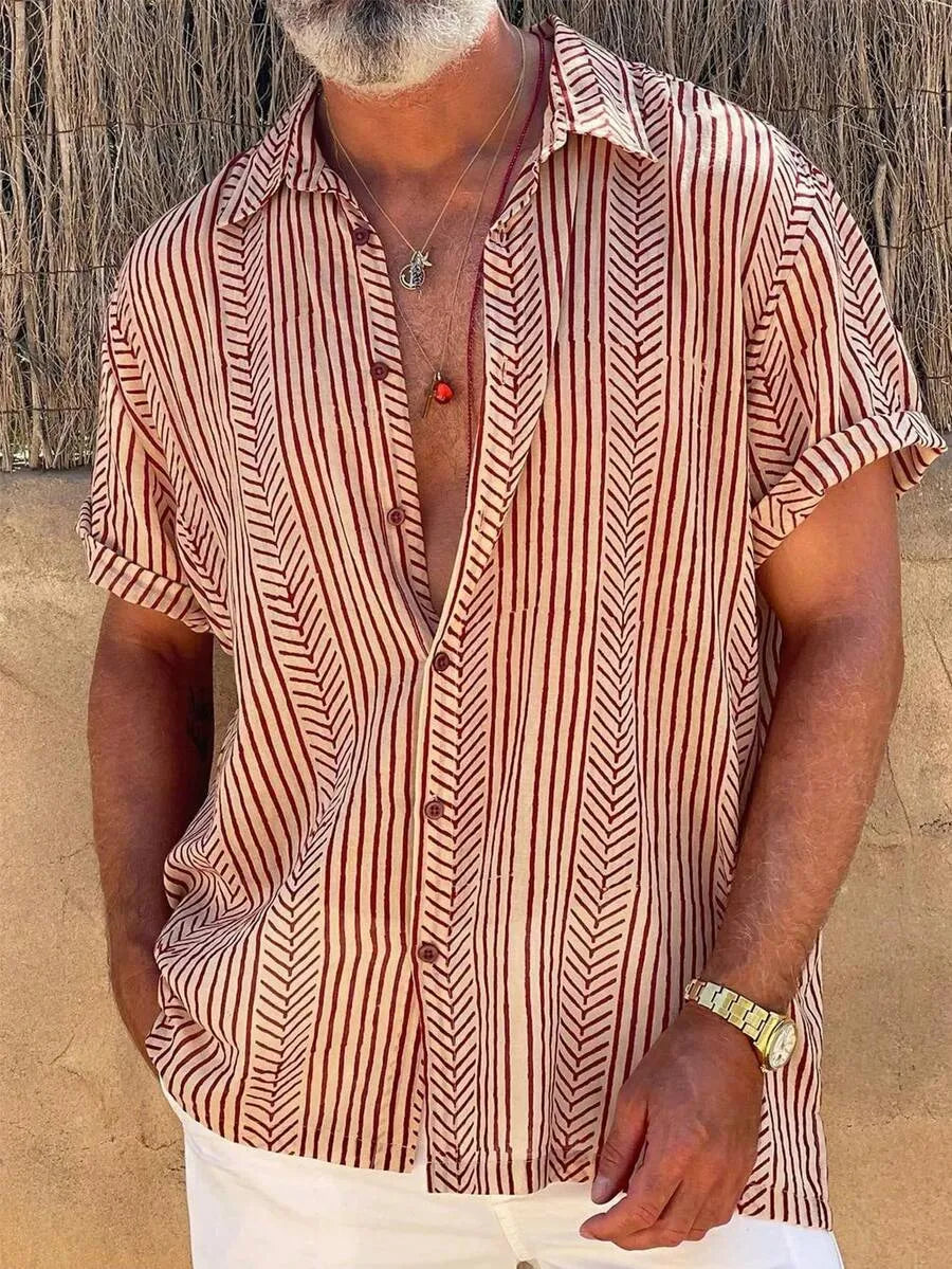 Men's Short Sleeve Shirt With Geo Pattern